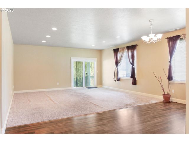 3571 Anchor Ct, Salem, OR 97305