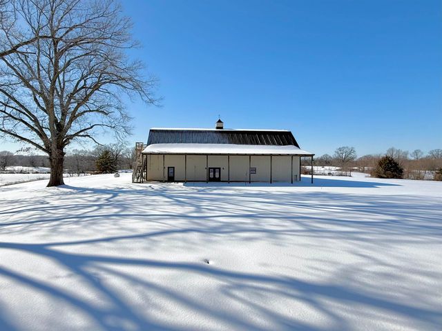 215 SPRINGER RD, Somerville, TN 38068