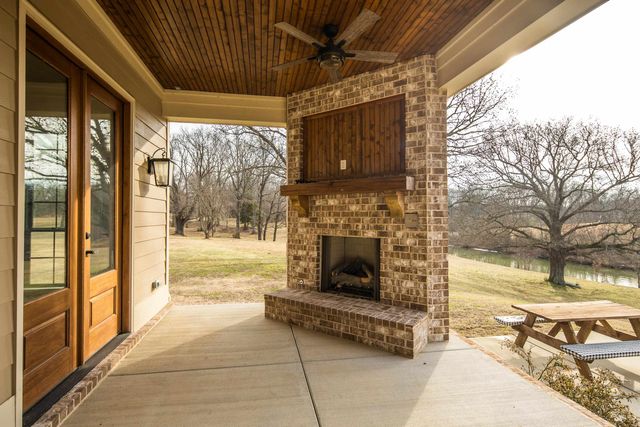 215 SPRINGER RD, Somerville, TN 38068