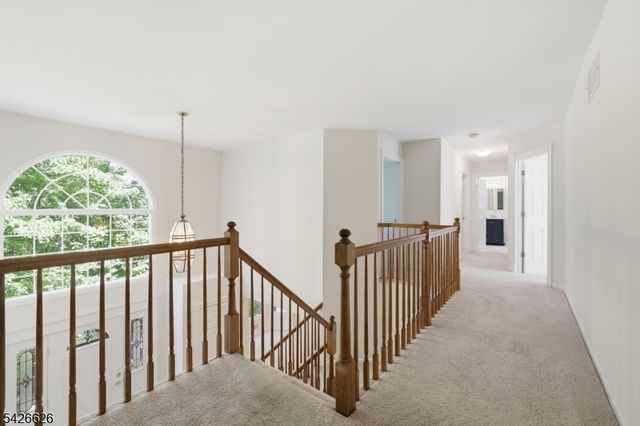 20 Indian Run Rd, Washington Twp., NJ 07853