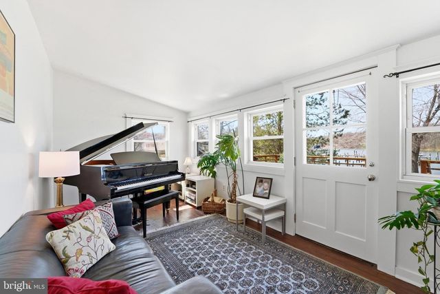 2200 POPLAR RD, Baltimore, MD 21221