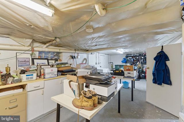 2200 POPLAR RD, Baltimore, MD 21221