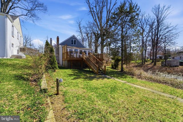 2200 POPLAR RD, Baltimore, MD 21221