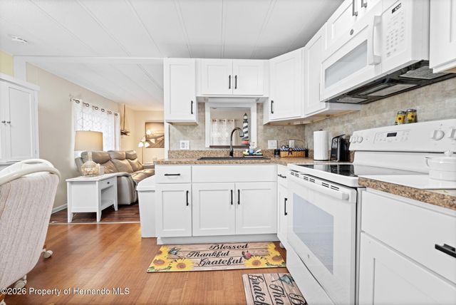 8979 Highpoint Boulevard, Brooksville, FL 34613