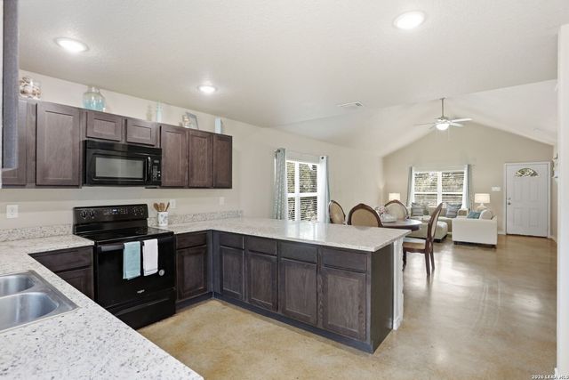 341 Ridge, Spring Branch, TX 78070