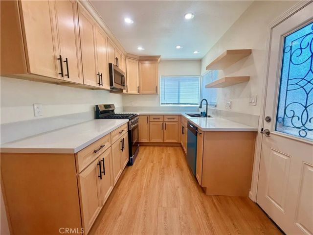 1434 E Sandison, Wilmington, CA 90744