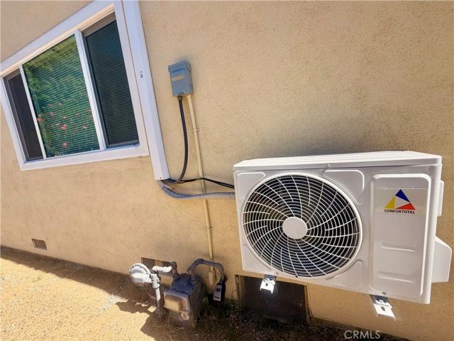 1434 E Sandison, Wilmington, CA 90744