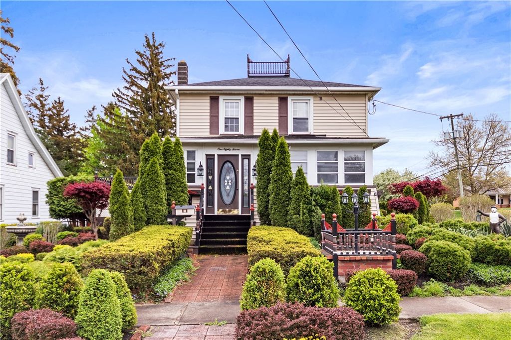187 Clark Street, Canandaigua-city, NY 14424