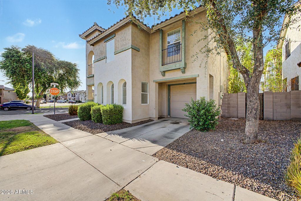 1454 E SHERATON Lane, Phoenix, AZ 85040 — photo 4