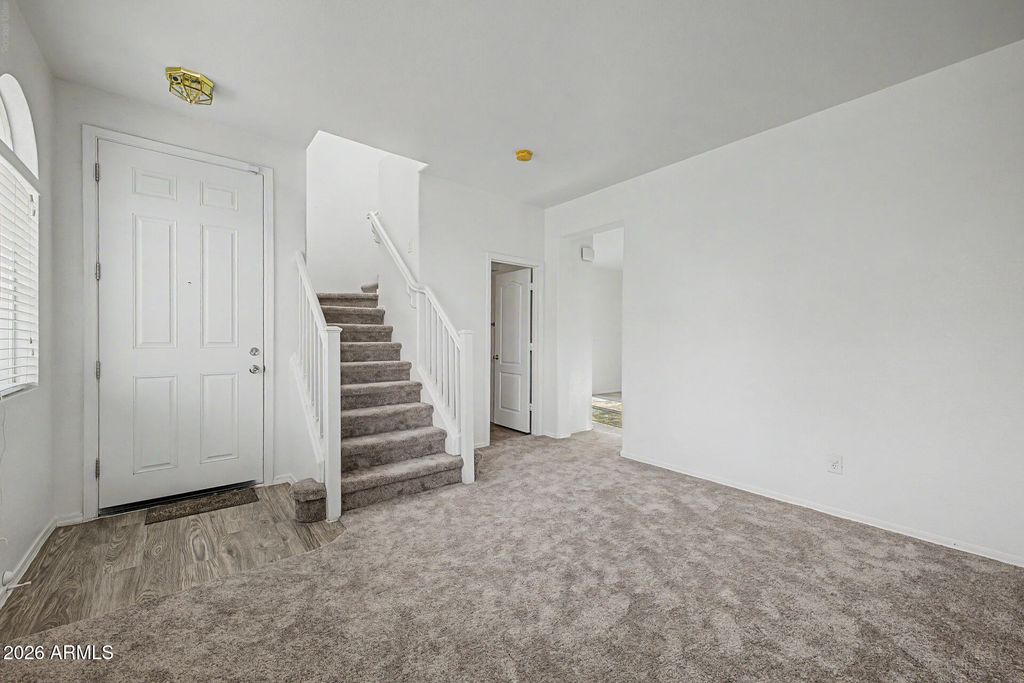 1454 E SHERATON Lane, Phoenix, AZ 85040 — photo 5