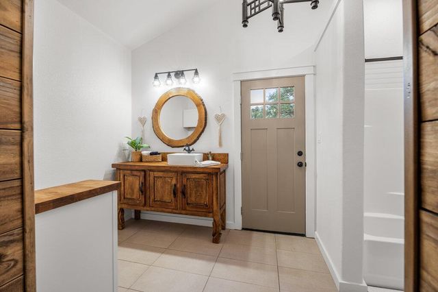 205 Old Austin Highway, Johnson City, TX 78636