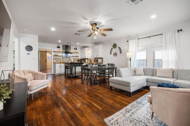 205 Old Austin Highway, Johnson City, TX 78636