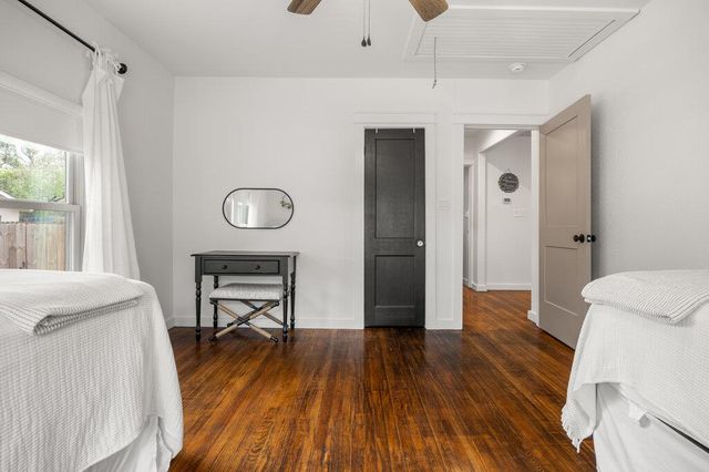 205 Old Austin Highway, Johnson City, TX 78636