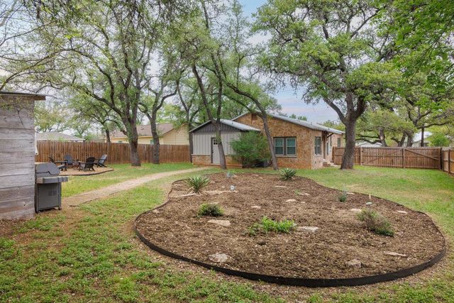 205 Old Austin Highway, Johnson City, TX 78636