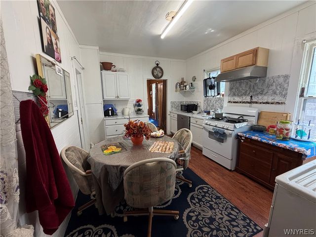 60 Sattler Avenue, Buffalo, NY 14211
