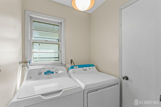 13-15 Dino Drive, Keasbey, NJ 08832