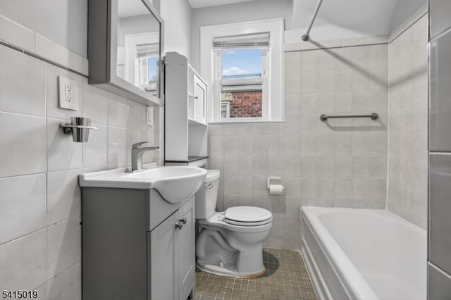 2096 Lentz Ave, Union Twp., NJ 07083