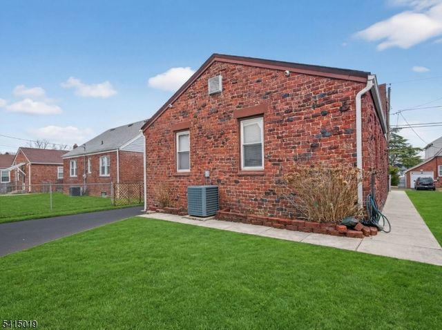 2096 Lentz Ave, Union Twp., NJ 07083