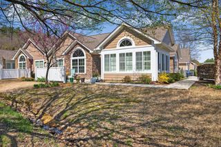 861 Carlisle Lane, Chattanooga, TN 37405