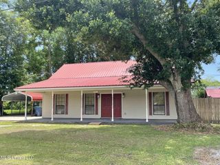 15501 Mallett Road, Biloxi, MS 39532