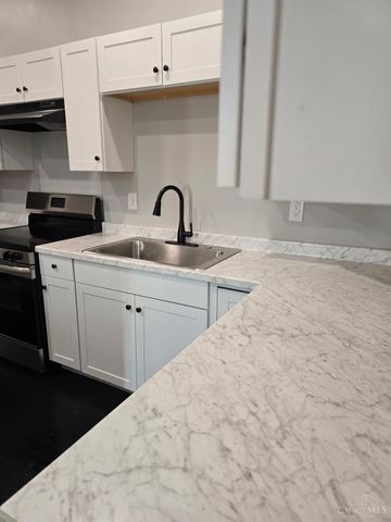 1712 Queen City Avenue, Cincinnati, OH 45214