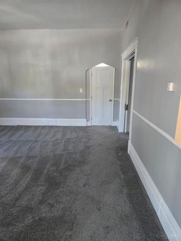 1712 Queen City Avenue, Cincinnati, OH 45214