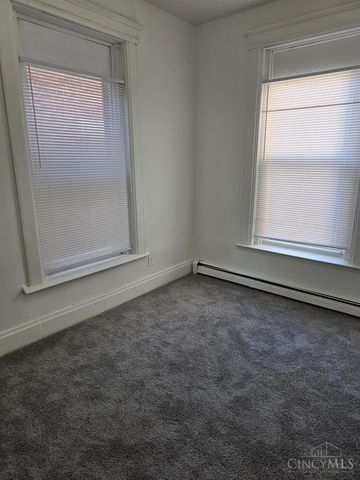 1712 Queen City Avenue, Cincinnati, OH 45214