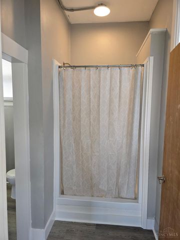 1712 Queen City Avenue, Cincinnati, OH 45214