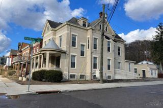 1712 Queen City Avenue, Cincinnati, OH 45214