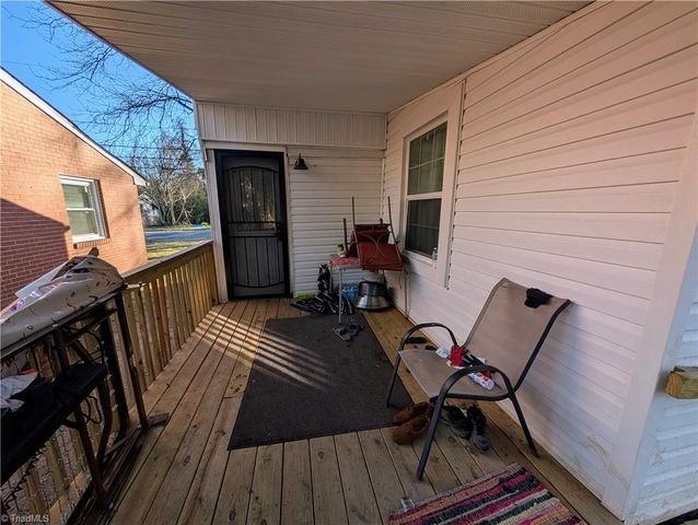 1407 NE 22nd Street, Winston-salem, NC 27105