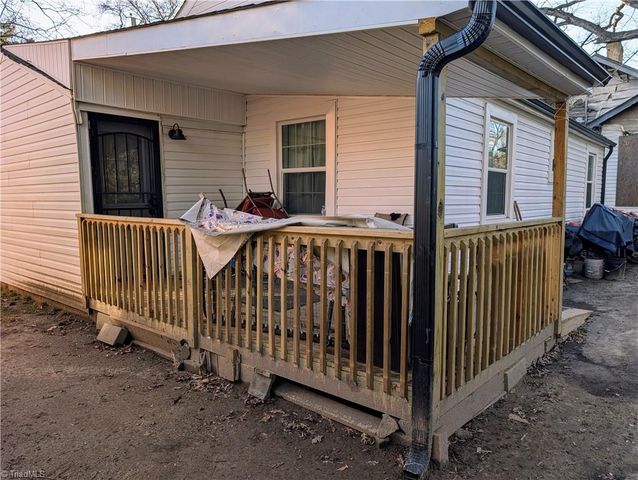 1407 NE 22nd Street, Winston-salem, NC 27105