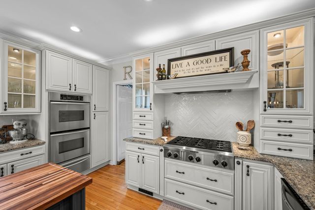 200 Ranney Avenue, Vernon Hills, IL 60061