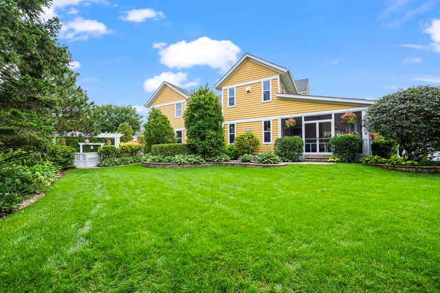 200 Ranney Avenue, Vernon Hills, IL 60061