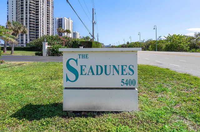 5400 N Ocean Drive 7b, Singer Island, FL 33404
