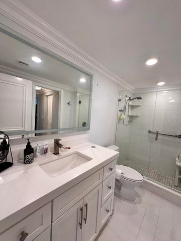 5400 N Ocean Drive 7b, Singer Island, FL 33404
