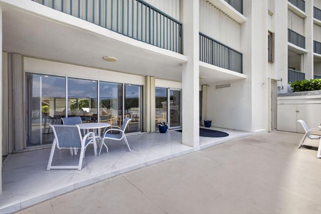5400 N Ocean Drive 7b, Singer Island, FL 33404