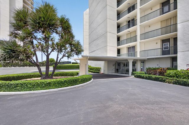 5400 N Ocean Drive 7b, Singer Island, FL 33404