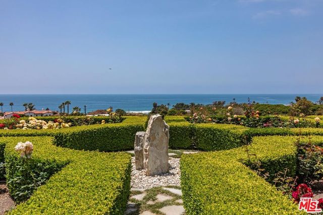6051 Philip Avenue, Malibu, CA 90265