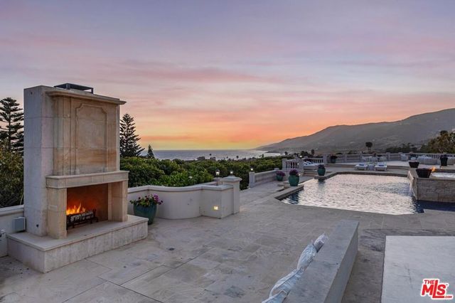 6051 Philip Avenue, Malibu, CA 90265