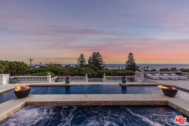 6051 Philip Avenue, Malibu, CA 90265