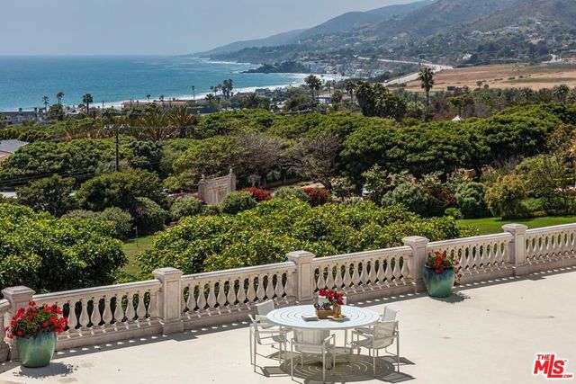 6051 Philip Avenue, Malibu, CA 90265