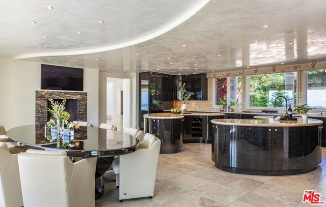 6051 Philip Avenue, Malibu, CA 90265