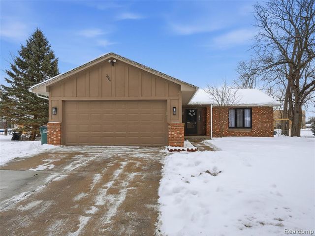 2864 Majestic Court, Troy, MI 48083