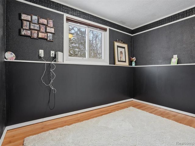 2864 Majestic Court, Troy, MI 48083