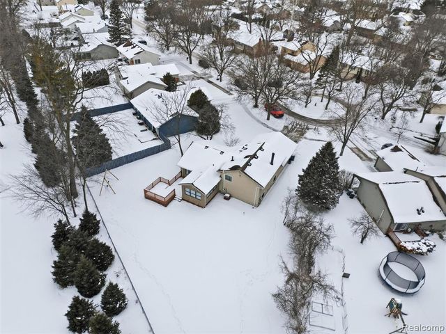 2864 Majestic Court, Troy, MI 48083