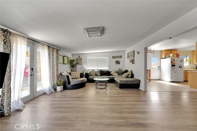 44188 Glenraven, Lancaster, CA 93535