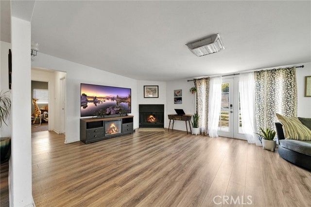 44188 Glenraven, Lancaster, CA 93535