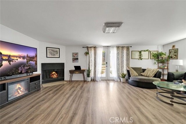 44188 Glenraven, Lancaster, CA 93535