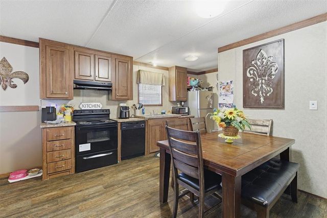 180 Pelican Street, Sulphur, LA 70663