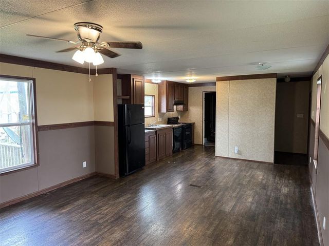 180 Pelican Street, Sulphur, LA 70663